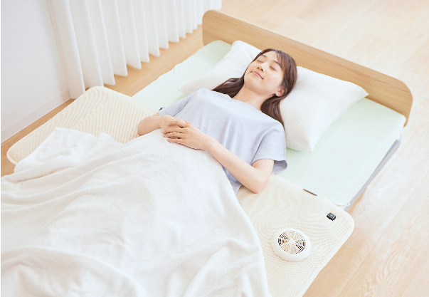 暑い夜を快眠に導くSOYO（そよ）シリーズからコンパクトで手軽に使える